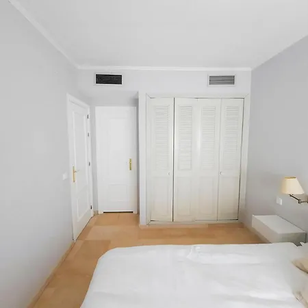 Torre Triana, Parking Free Gratis! Apartamento Sevilha