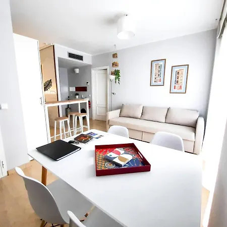 Apartamento Torre Triana, Parking Free Gratis! Sevilha